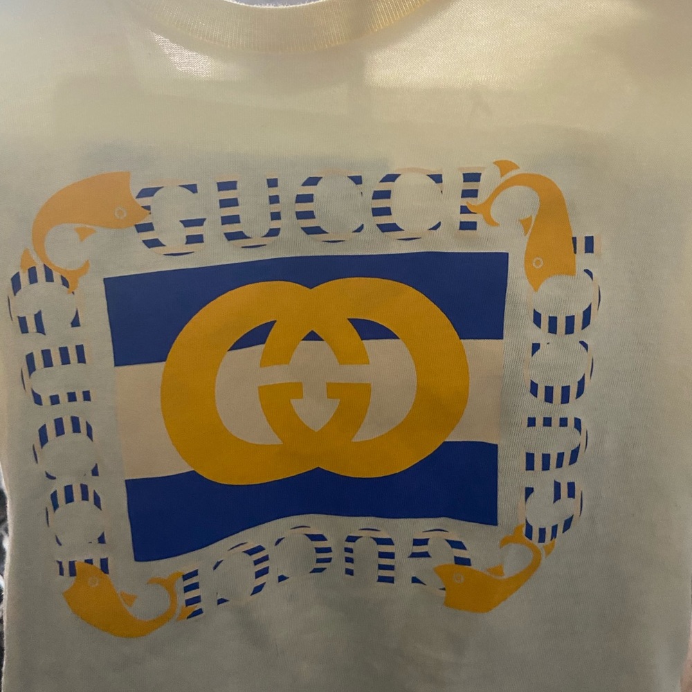 2T toddler Gucci shirt never been wore brand new